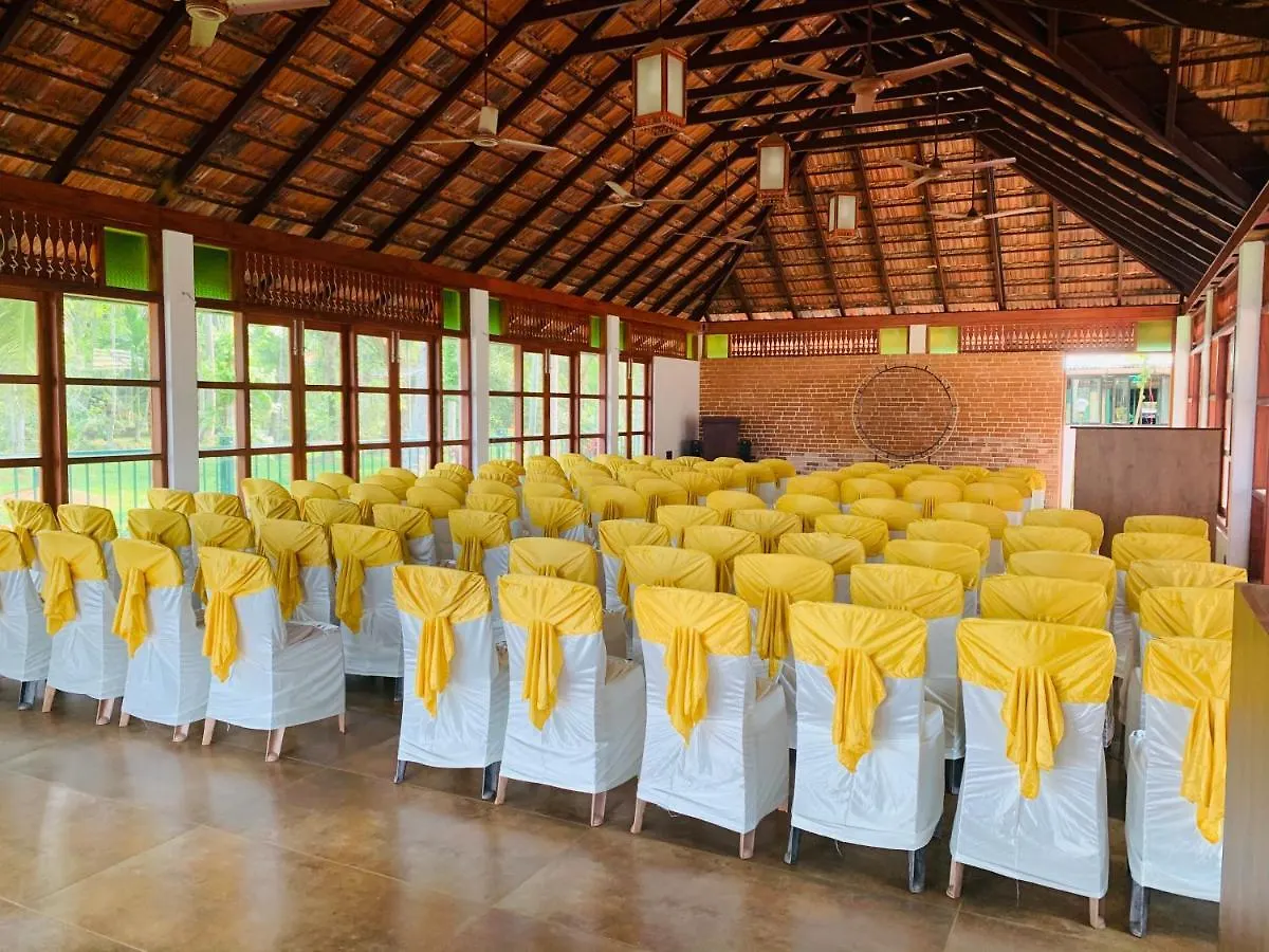 Kallanchery Retreat Kochi منزل للإقامة