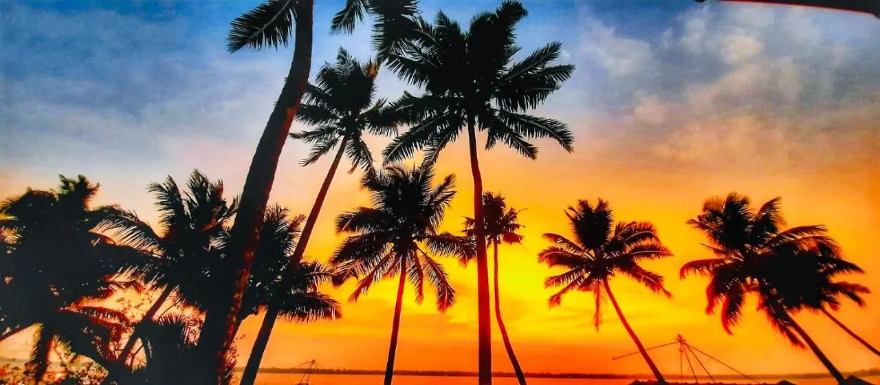Kallanchery Retreat Kochi الهند